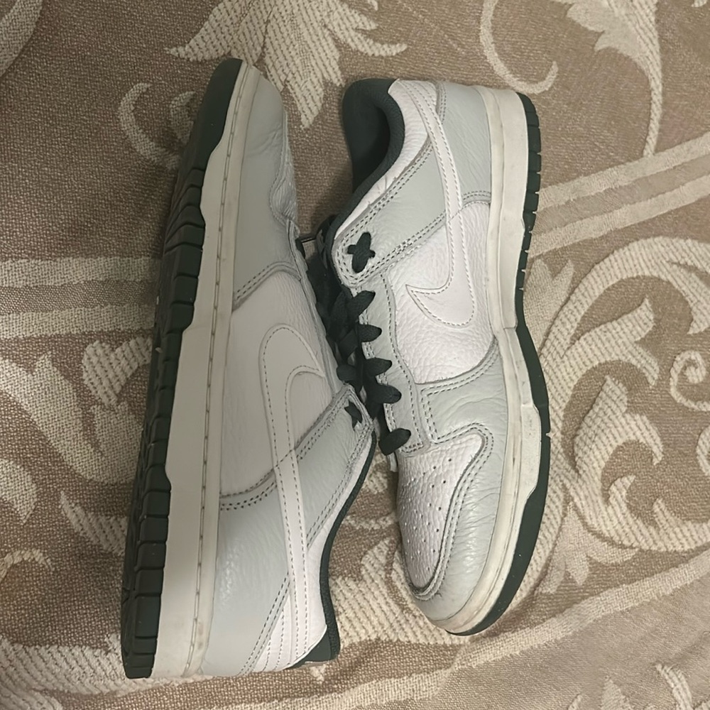 Nike Dunk Lows :  Olive / Grey